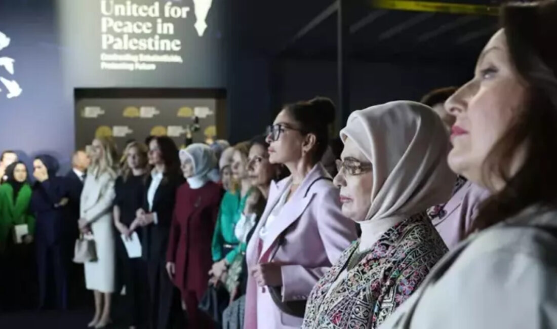 Emine Erdoğan, Antalya Diplomasi Forumu kapsamında düzenlenen “Filistin İçin Tek