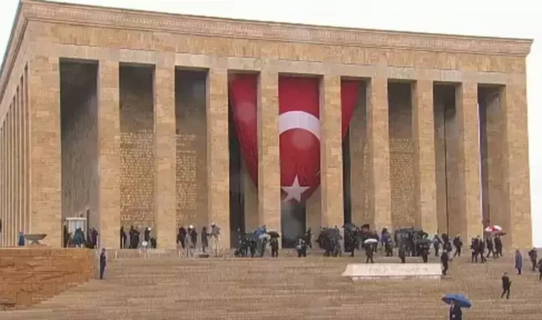 23 Nisan Ulusal Egemenlik ve Çocuk Bayramı kapsamında devlet erkanı