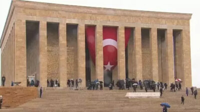 23 Nisan Ulusal Egemenlik ve Çocuk Bayramı kapsamında devlet erkanı