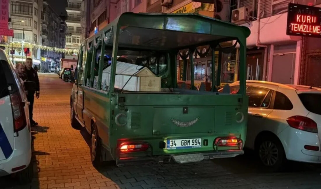 Bahçelievler’de bir otel odasında 28 yaşındaki Yonca Kölge’nin bıçaklanmış cesedi