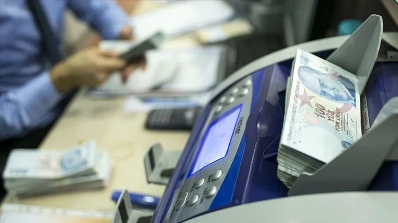 Memur ve memur emeklileri Temmuz zammını bekliyor! Enflasyon verilerine göre