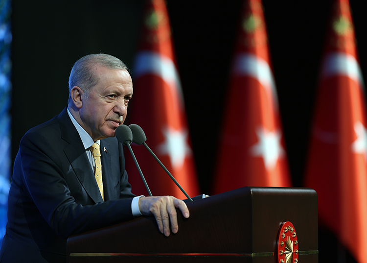 Cumhurbaşkanı Recep Tayyip Erdoğan, "2026'ya yağışların bereketiyle girdik. Barajlarımız doluyor,
