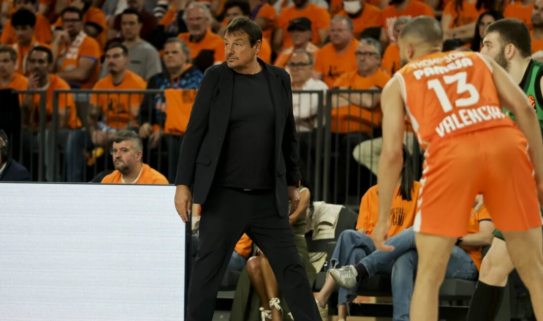 EuroLeague play-off serisinde Valencia Basket’e elenen Panathinaikos’ta, başantrenör Ergin Ataman
