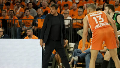 EuroLeague play-off serisinde Valencia Basket’e elenen Panathinaikos’ta, başantrenör Ergin Ataman