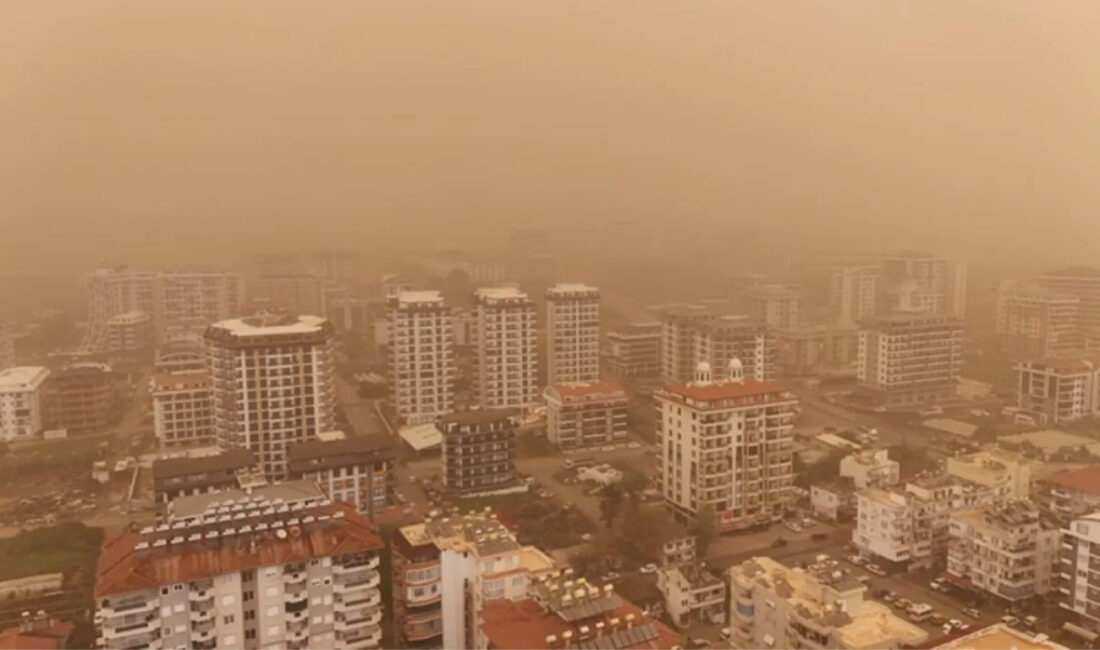 Sahra Çölü kaynaklı yoğun çöl tozunun Türkiye genelinde yaklaşık 10