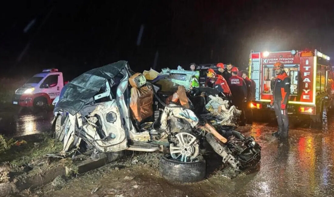 Uşak-İzmir kara yolunda TIR ve yolcu otobüsünün de karıştığı zincirleme