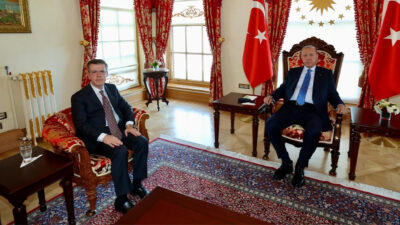 
İhlas Holding Yönetim Kurulu Başkanı A. Mücahid Ören, Cumhurbaşkanı Recep