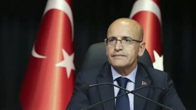 Hazine ve Maliye Bakanı Mehmet Şimşek, nisan ayı sanayi üretim