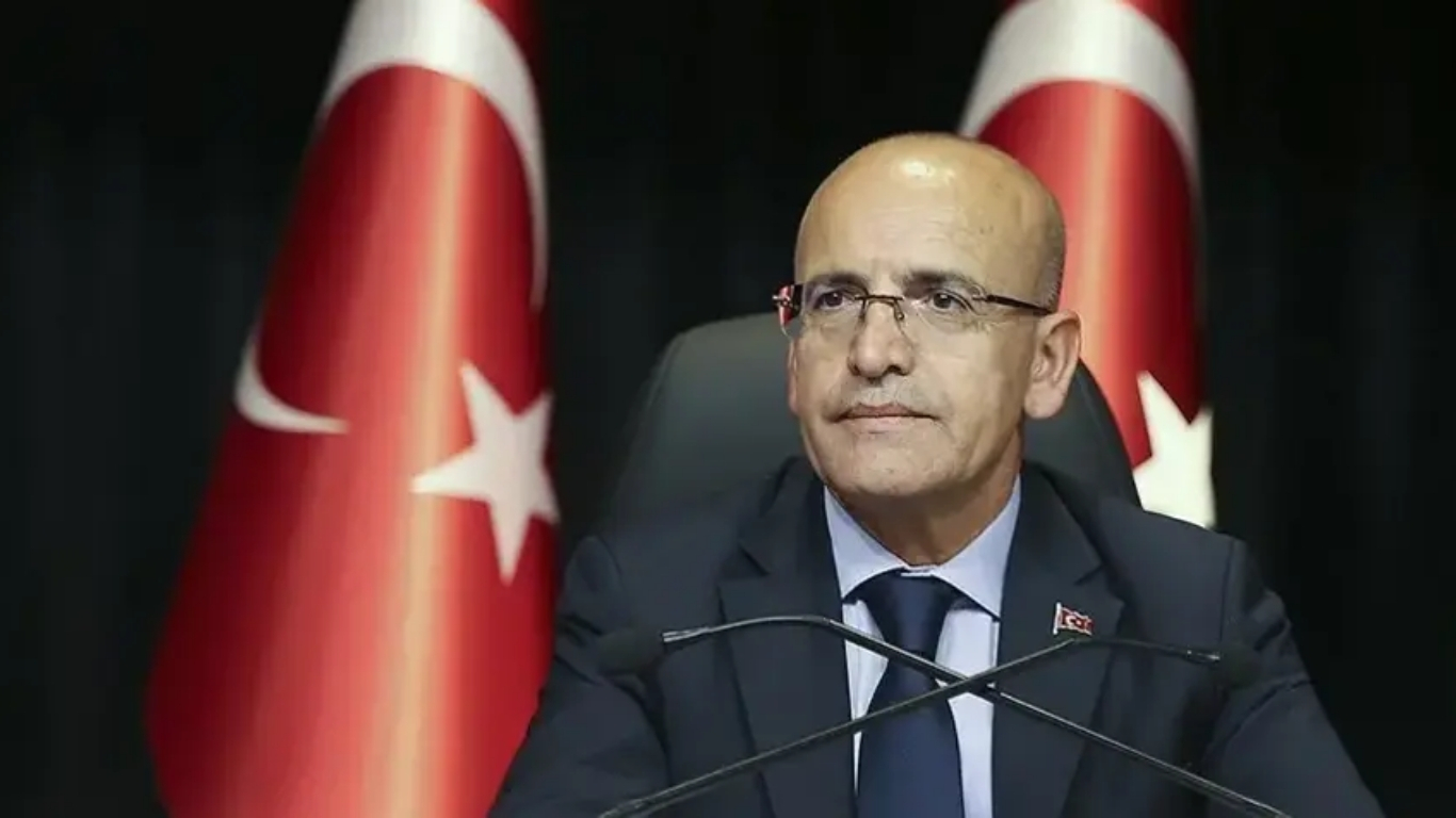Hazine ve Maliye Bakanı Mehmet Şimşek, nisan ayı sanayi üretim