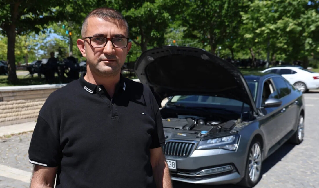 Elazığ’da yaşayan Tunay Akgül, internetten satın aldığı 2023 model otomobilin