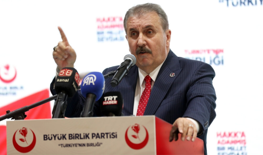 Büyük Birlik Partisi Genel Başkanı Mustafa Destici'nin uzun süredir tedavi