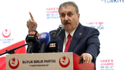Büyük Birlik Partisi Genel Başkanı Mustafa Destici'nin uzun süredir tedavi