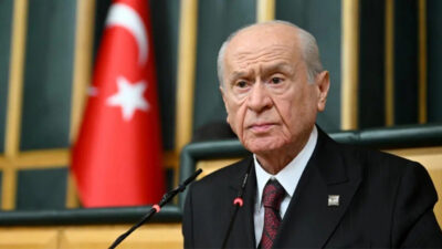 MHP, Ülkü Ocakları'nın eski yöneticilerinden Soner Arın'ın hayatını kaybettiğini duyurdu.