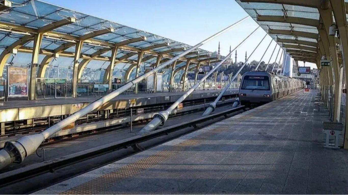 İstanbul’un yoğun kullanılan ulaşım hatlarından Kabataş-Bağcılar Tramvay Hattı’nda doğal gaz