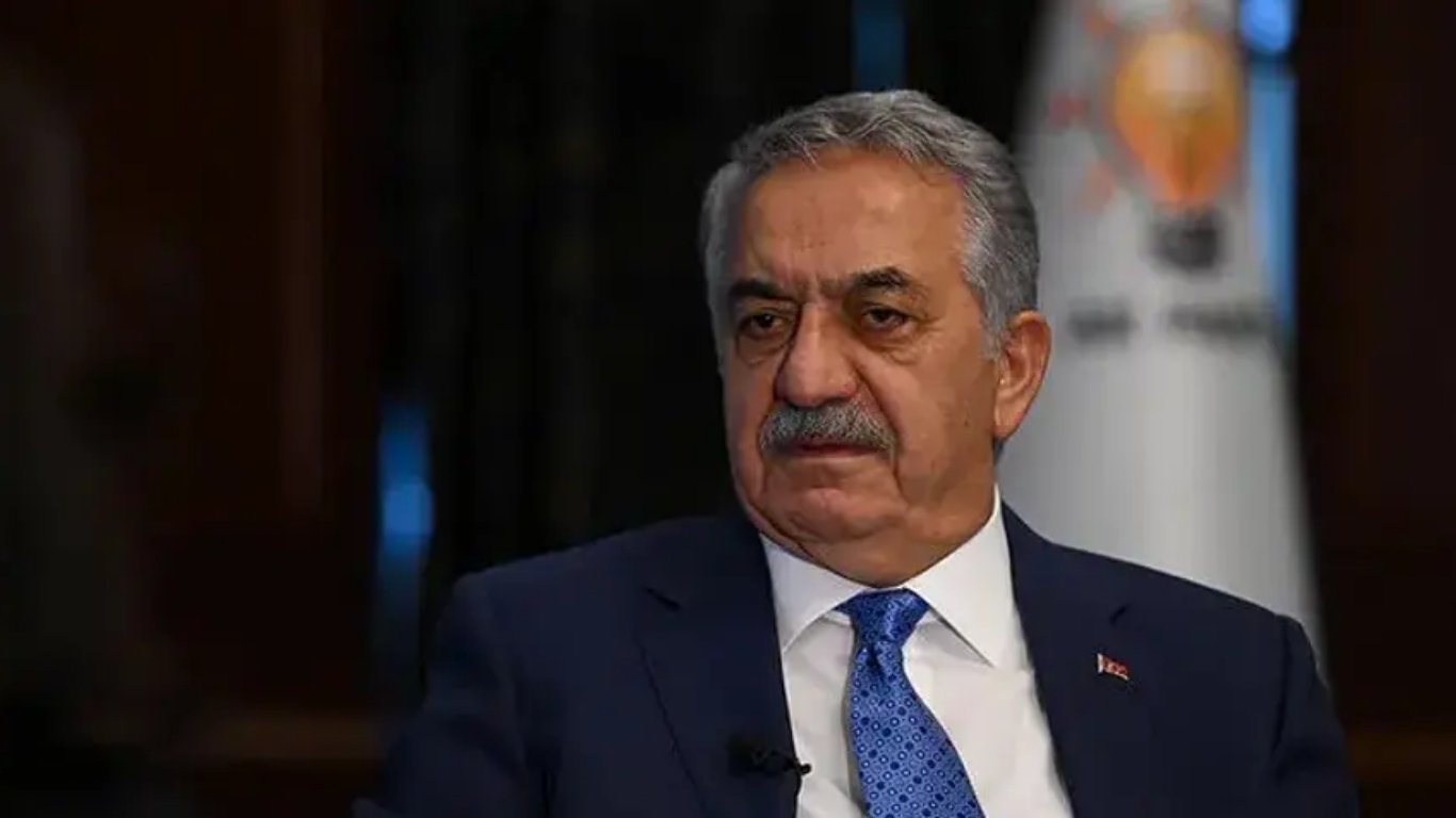 AK Parti Genel Başkan Yardımcısı Hayati Yazıcı, yeni anayasa çalışmalarının