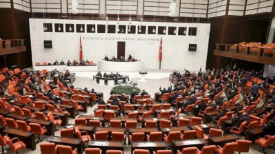 "Terörsüz Türkiye" süreci kapsamında hazırlanması beklenen çerçeve yasa için Meclis'te