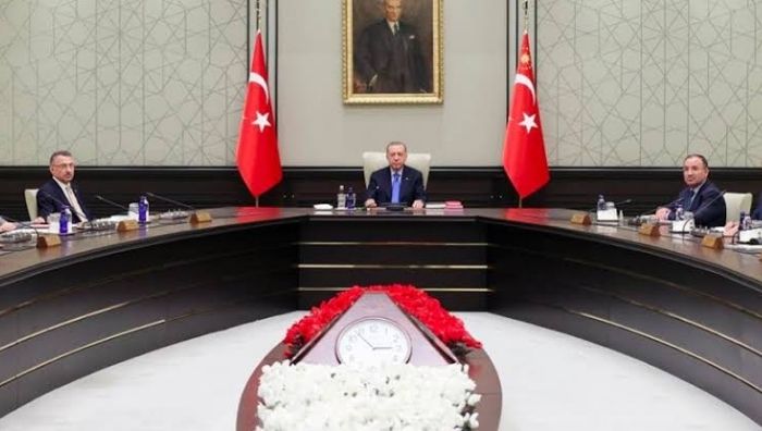 Cumhurbaşkanı Recep Tayyip Erdoğan başkanlığında Cumhurbaşkanlığı Kabinesi Beştepe’de toplandı.