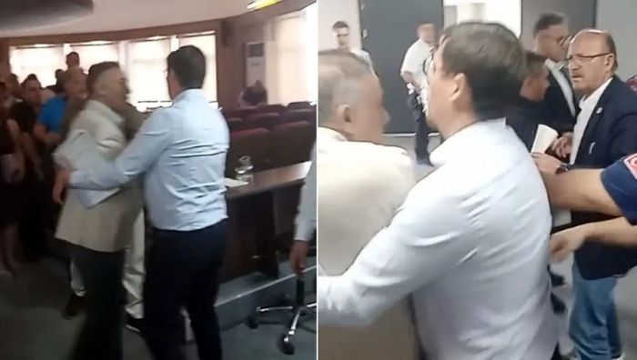 Edirne Belediye Meclisi'nin eylül ayı toplantısında tansiyon yükseldi. AKP'li meclis