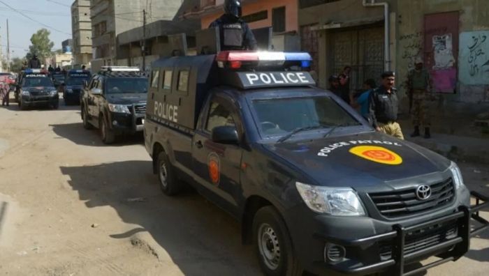 Pakistan’ın Hayber Pahtunhva eyaletinde polis kontrol noktasına bomba yüklü araçla