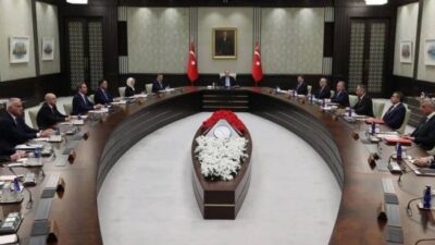 Cumhurbaşkanlığı Kabinesi, Cumhurbaşkanı Recep Tayyip Erdoğan başkanlığında bugün toplanacak. Toplantının
