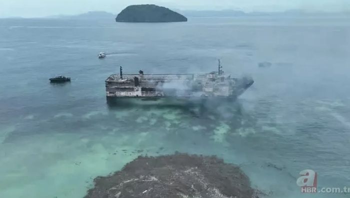 Filipinler açıklarında Manila’dan Palawan eyaletinin Coron bölgesine seyreden yolcu feribotunda