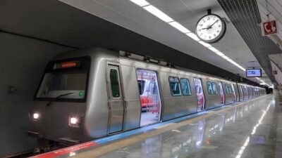 İstanbul’da metro ve tramvay hatlarında uygulanan sabit ücret sistemi değişmeye