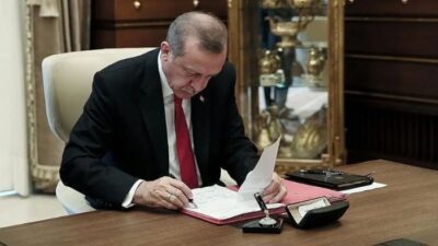 Cumhurbaşkanı Recep Tayyip Erdoğan’ın imzasını taşıyan atama ve görevden alma