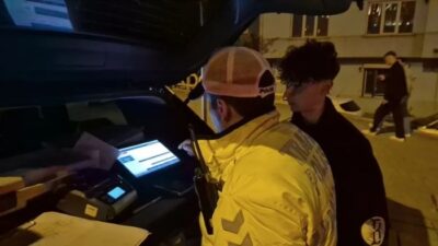 Eskişehir’de polisin “dur” ihtarına uymayarak motosikletiyle kaçan 18 yaşındaki aday