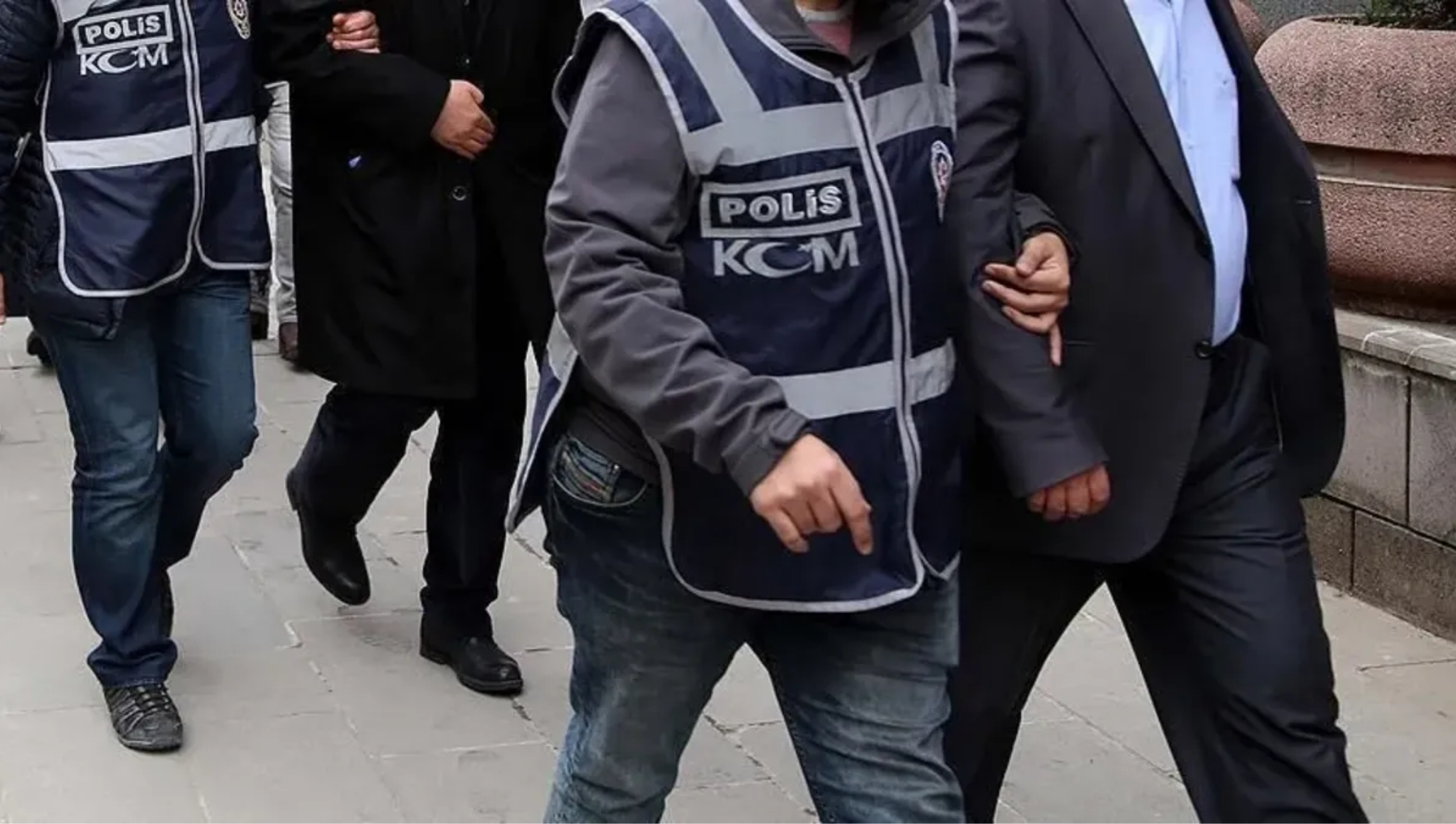 Adalet Bakanı Akın Gürlek, Antalya ve Kayseri’de “yeni nesil suç