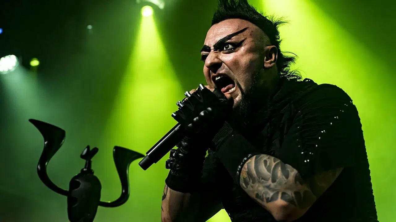 Türk rock müziğinin sevilen isimlerinden Hayko Cepkin, 11 Mart 2028'de