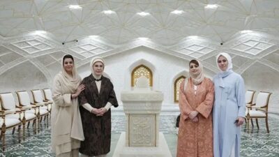 Cumhurbaşkanı Recep Tayyip Erdoğan’ın eşi Emine Erdoğan, Özbekistan’ın Semerkant kentinde