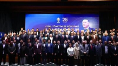 AK Parti İstanbul İl Başkanlığının düzenlediği Yerel Yönetimler Gündemli İl