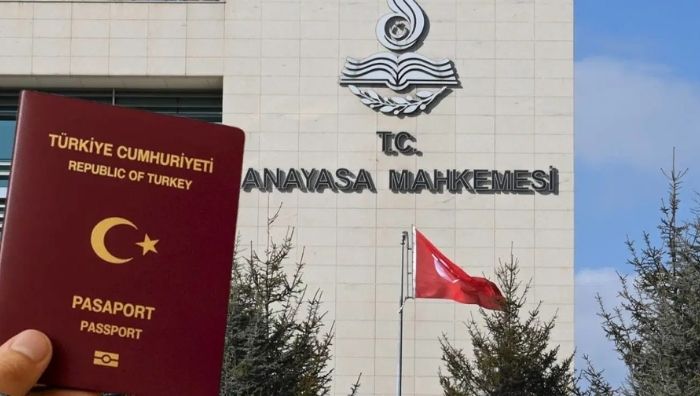 Anayasa Mahkemesi, hakkında yürütülen disiplin ve ceza soruşturmaları gerekçe gösterilerek