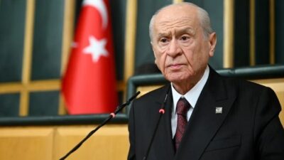 MHP Genel Başkanı Devlet Bahçeli, başörtüsü tartışmaları üzerinden Azerbaycan’a yönelik