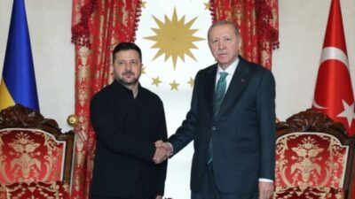 Ukrayna Devlet Başkanı Volodimir Zelenski, çalışma ziyareti kapsamında geldiği İstanbul’da